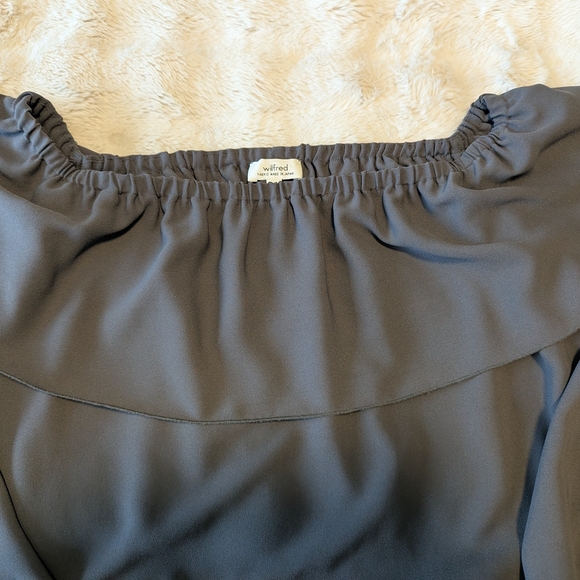 Wilfred Charcoal Off-Shoulder Blouse - Picture 3 of 5